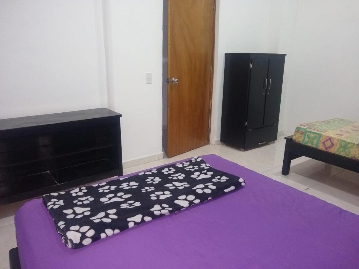 Hostal Komfort Medellin Luaran gambar