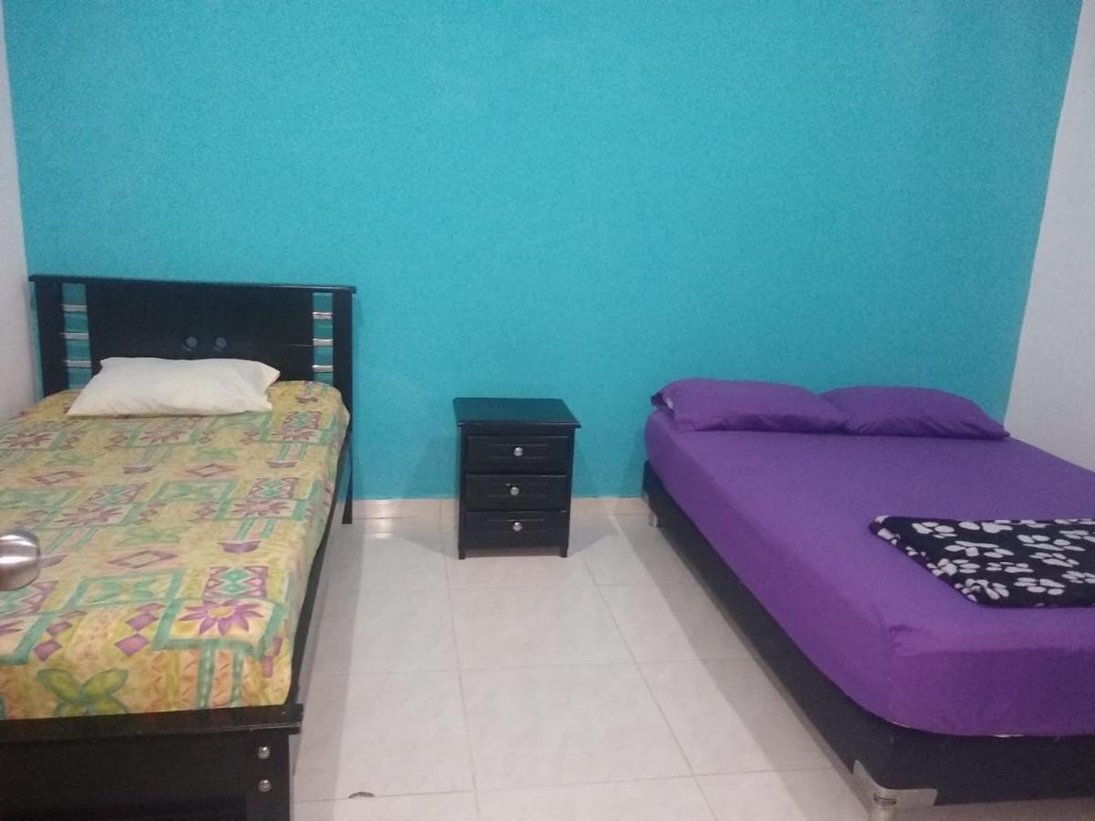 Hostal Komfort Medellin Luaran gambar